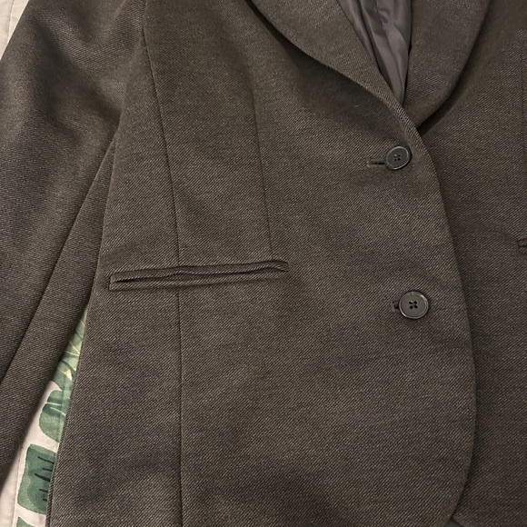 Gray GAP Modern Fit Blazer with Notched Lapels - Picture 5 of 7